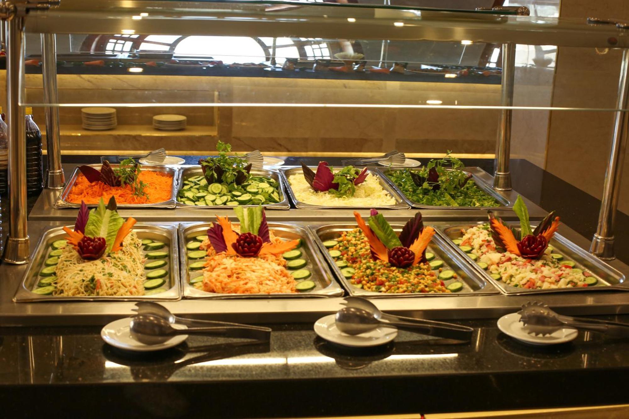The Grand Hotel Sharm El Sheikh Exterior photo A salad bar